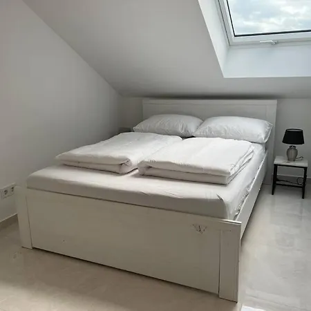 Apartman Dg-wohnung In Nord Starnberg